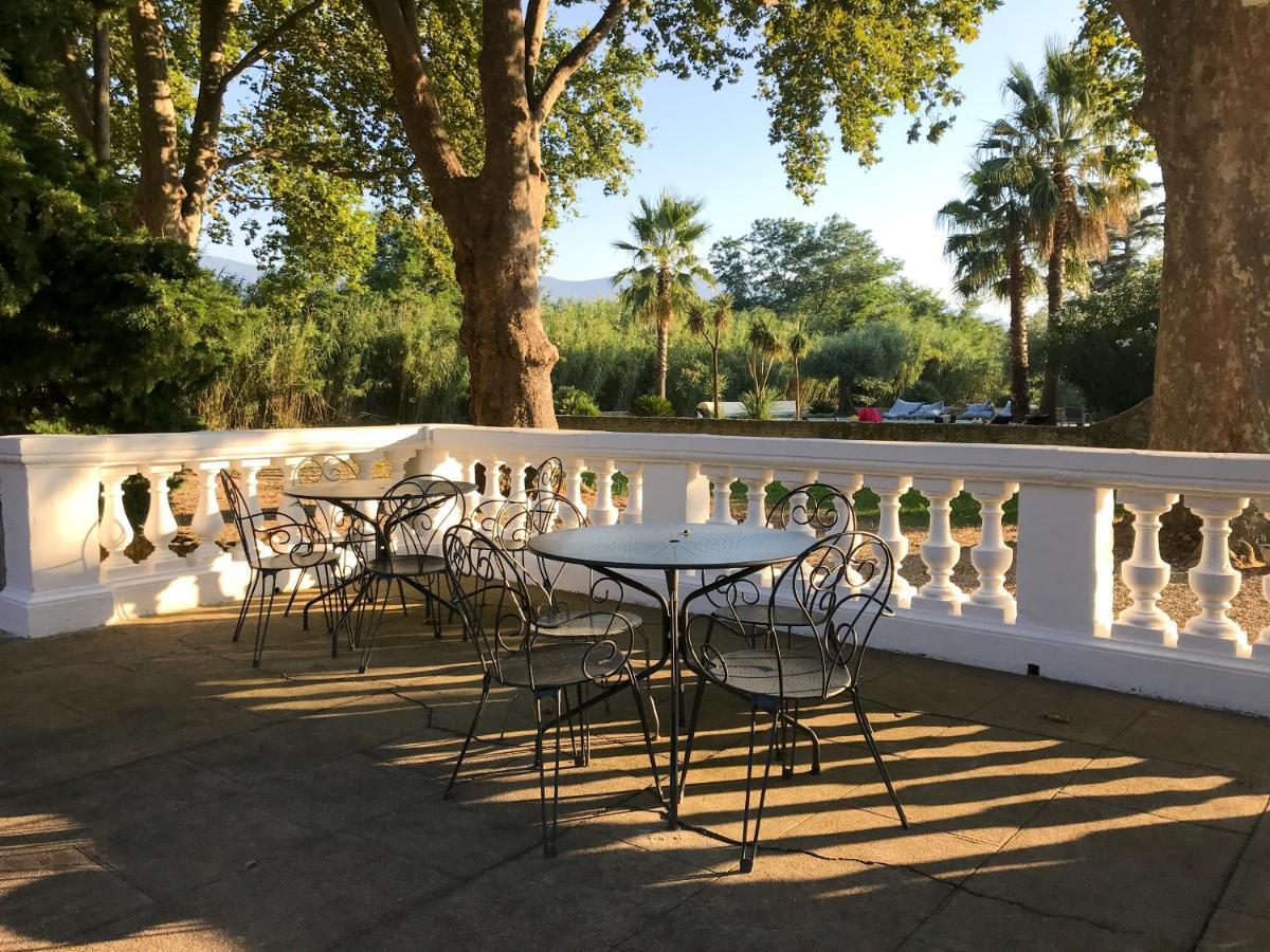 Domaine Castell De Bles Alojamento de Acomodação e Pequeno-almoço Saint-Génis